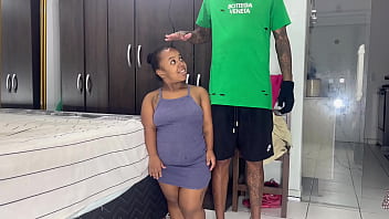 Brinquedo ator comendo a anã rabuda até ficar toda meladinha